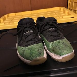 Jordan 11 snake skins